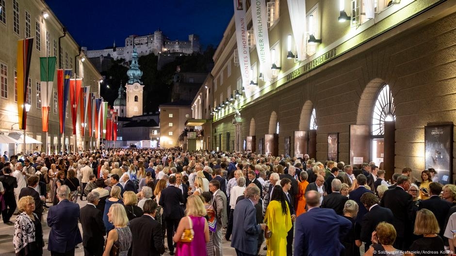 Festival di Salisburgo: tra giochi di potere e speranza