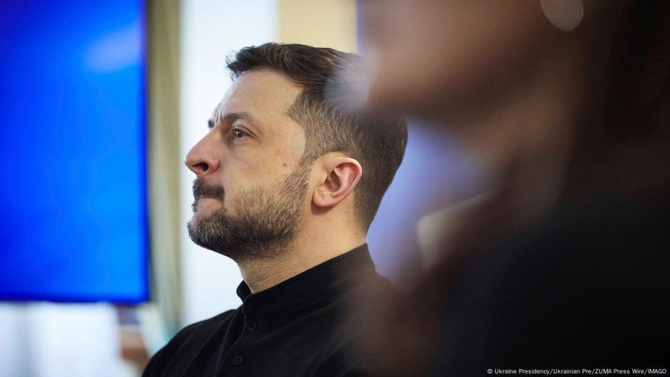 Украина: Зеленский планирует перестановки в правительстве