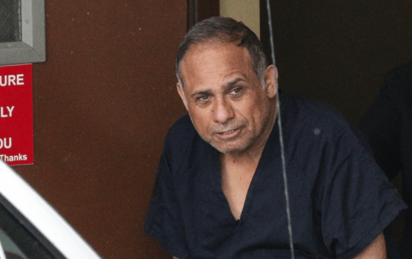 The Attorney General's Office links "El Mono" Muñoz to a network of fuel theft schemes at gas stations in Mexico.