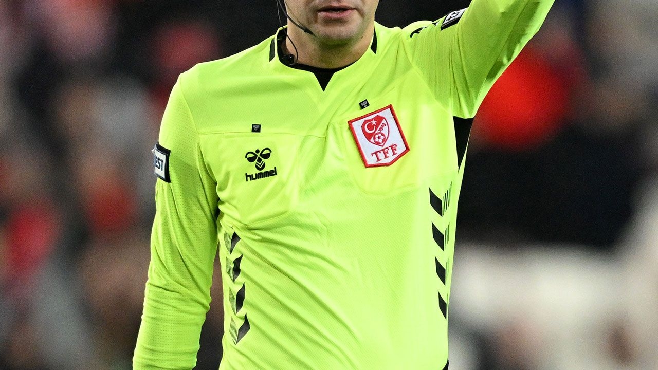 Fenerbahçe - Beşiktaş derbisinin hakemi belli oldu