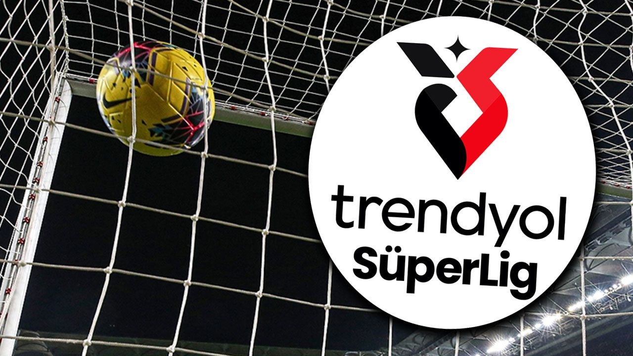 Süper Lig'de flaş protesto! Oyuncular 1 dakika hareketsiz kaldı