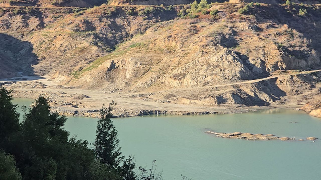 Os dias mais secos dos últimos 65 anos estão chegando! A taxa de ocupação da Barragem de Karachay caiu para 19%.