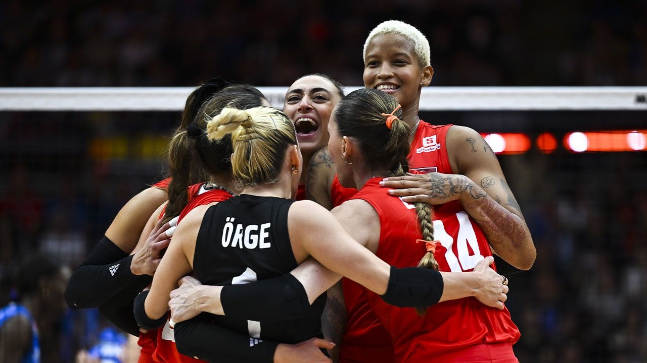 ¡Estamos orgullosos de ti! Nuestra Selección Nacional Femenina de Voleibol es la segunda del mundo.