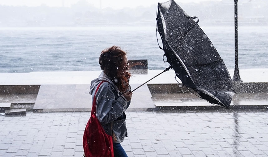 Warnung der Meteorologie! Sommer auf der einen Seite, Schauer und Stürme auf der anderen
