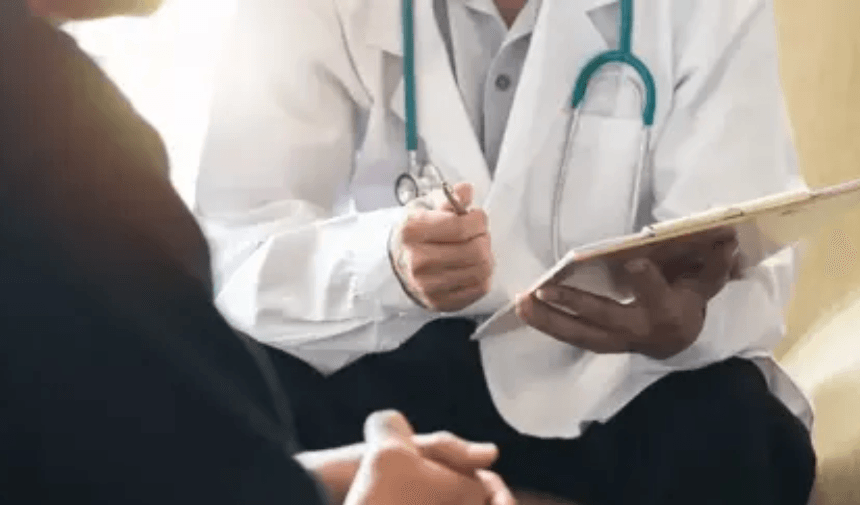 ¡Un incidente digno de película! El doctor cumplió 7 años de prisión y fue liberado tras disculparse.