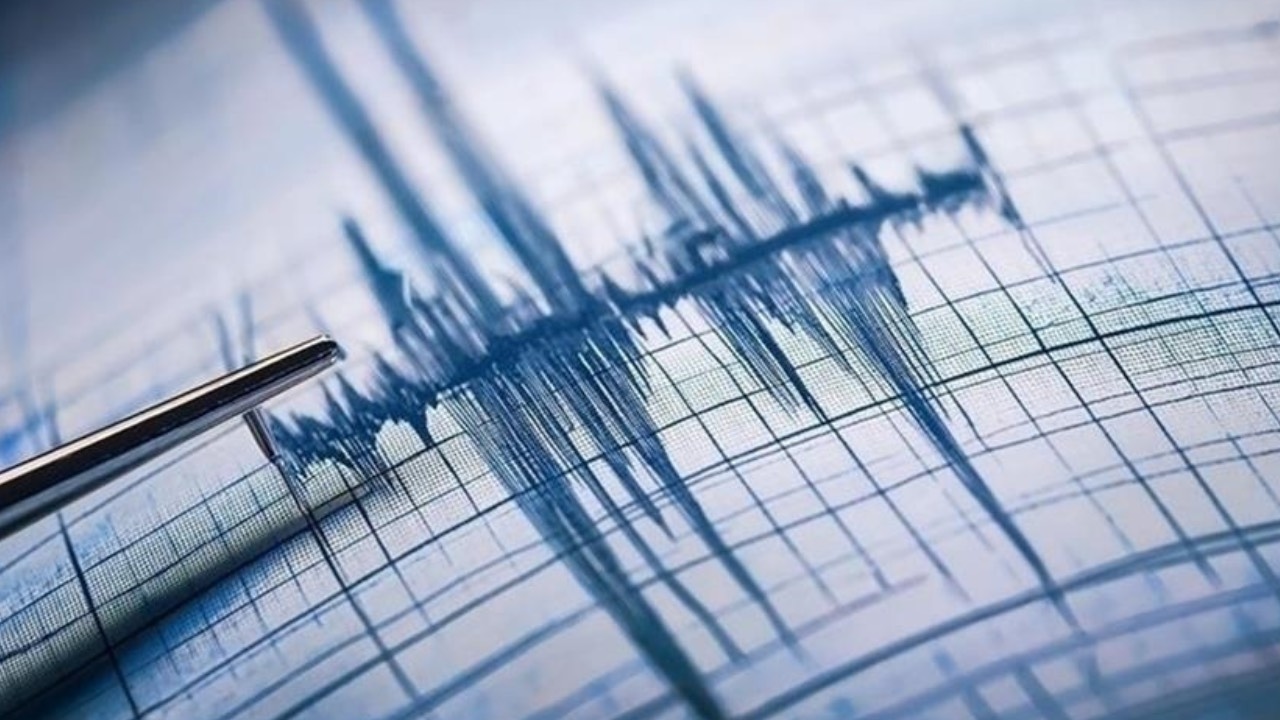 Breaking news... 5.8 magnitude earthquake off the coast of Muğla
