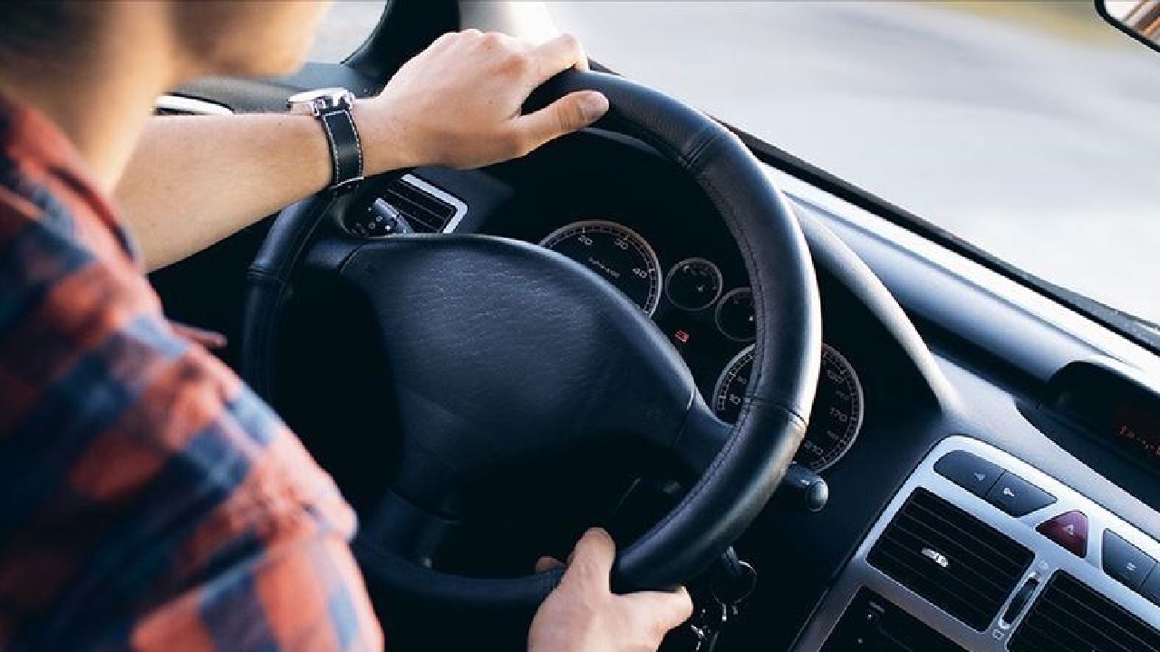 ¡8 artículos que no debes guardar en el coche cuando hace calor! Te sorprenderá saber…