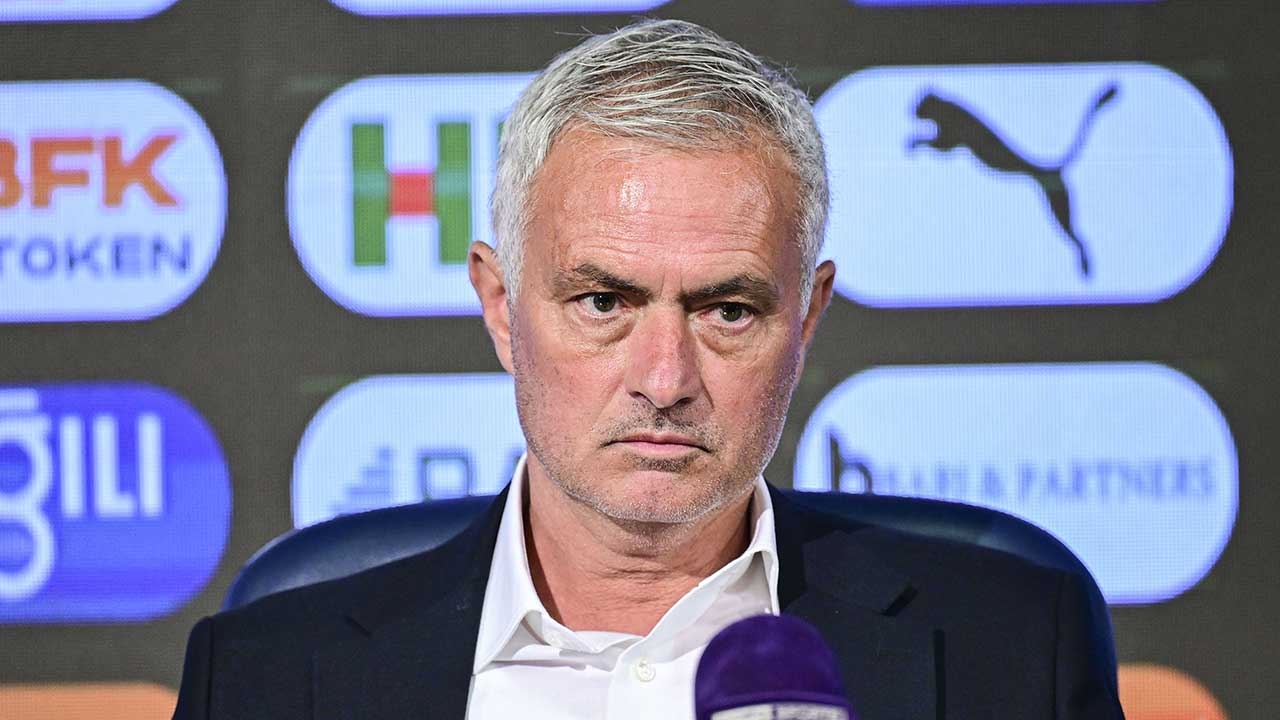 Hij werd boos van de vragen! Interessante antwoorden van Mourinho op de persconferentie