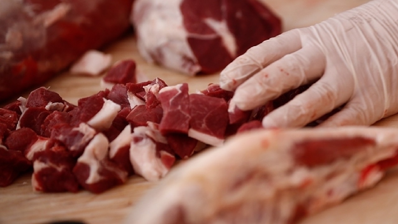 Carnivorous diet may cost a lot! Critical warning from experts