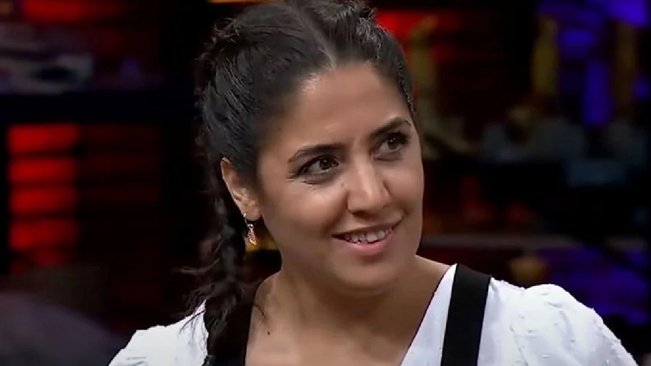 ¡La última aparición de Azize en MasterChef sorprendió a todos! Se transformó por completo gracias a la cirugía plástica.