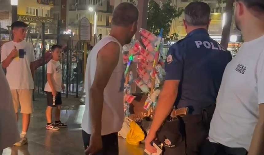 15-jähriger Junge ersticht Zuckerwatteverkäufer
