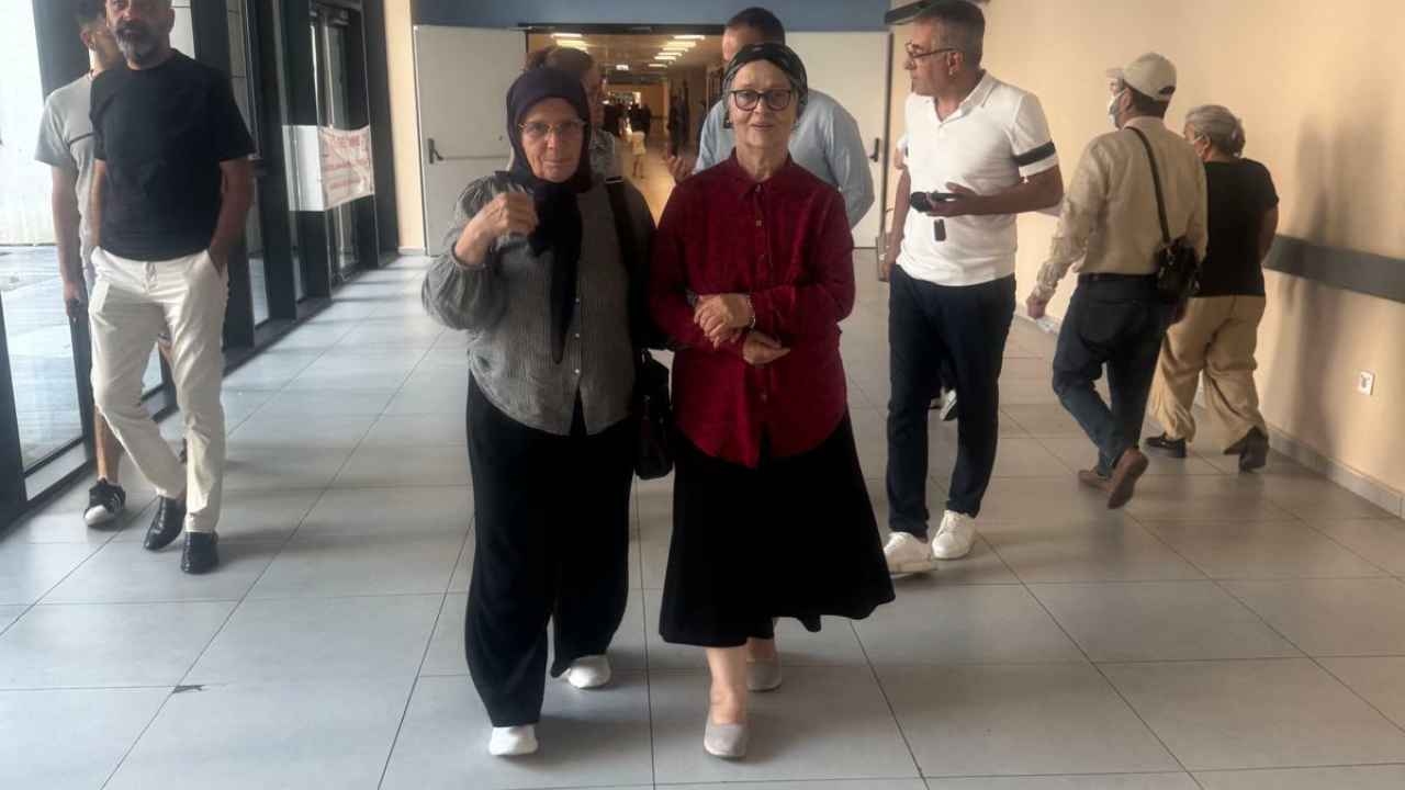 İmamoğlus Mutter Hava İmamoğlu besuchte Murat Çalıks Mutter