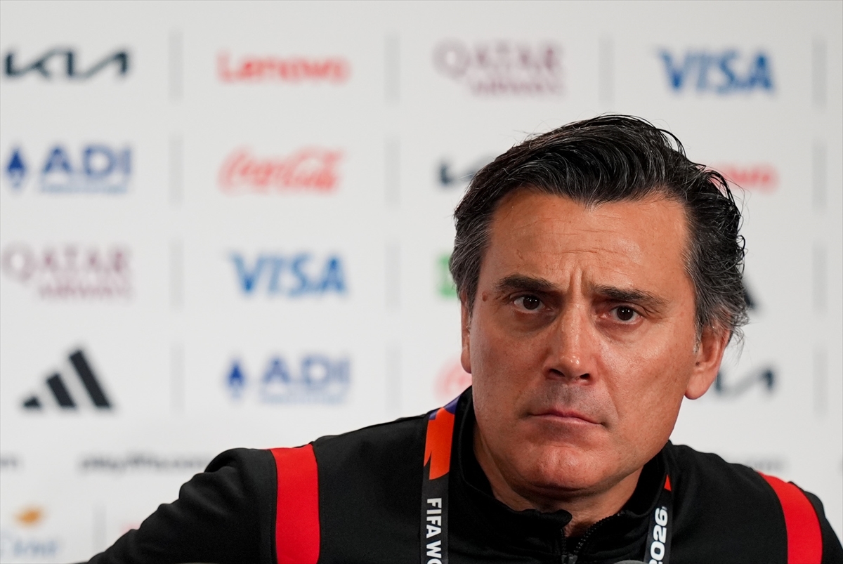 Vincenzo Montella: İlk maçta galip gelmek takımımıza gelecekte önemli bir avantaj kazandıracaktır