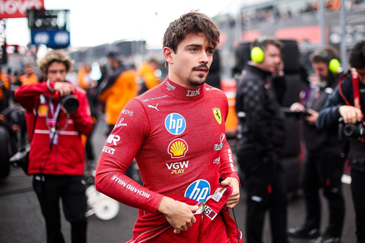 Послание Леклера Ferrari: «Учиться — это хорошо, но я хочу побеждать».