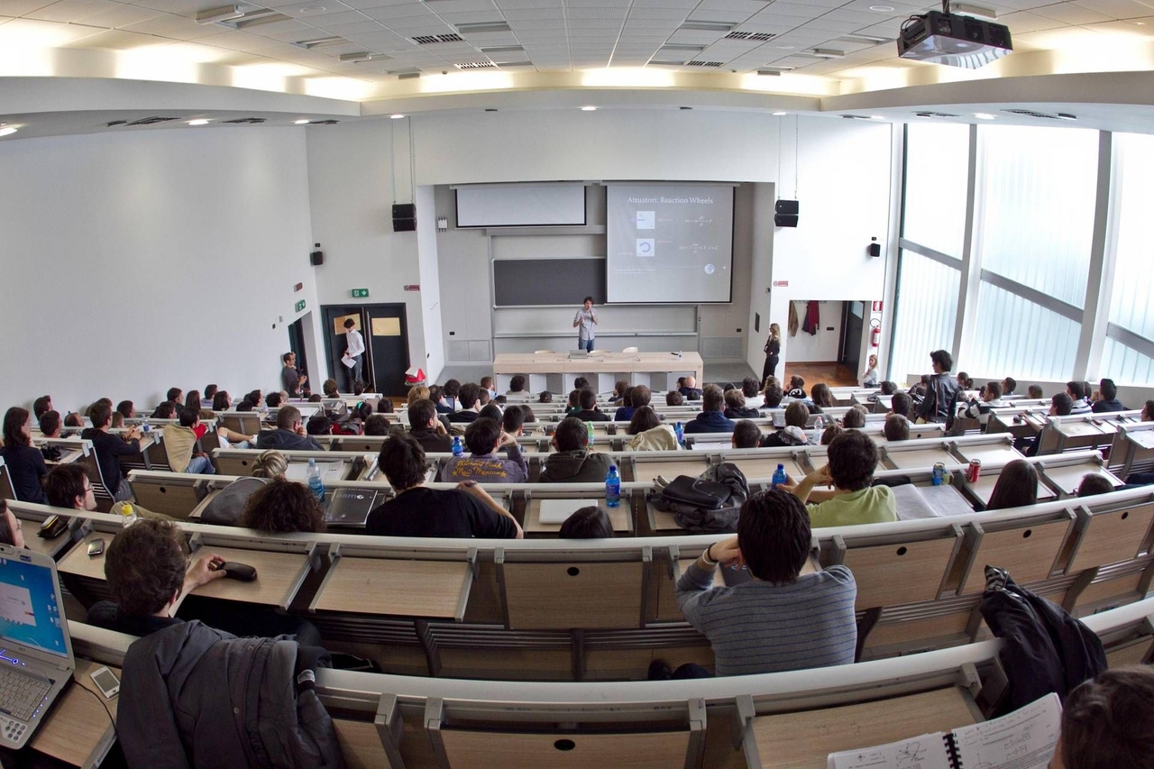 Fnopi Üniversitesi: "Bakanlık kararnamesi olmadan hemşirelik sınavları risk altında."