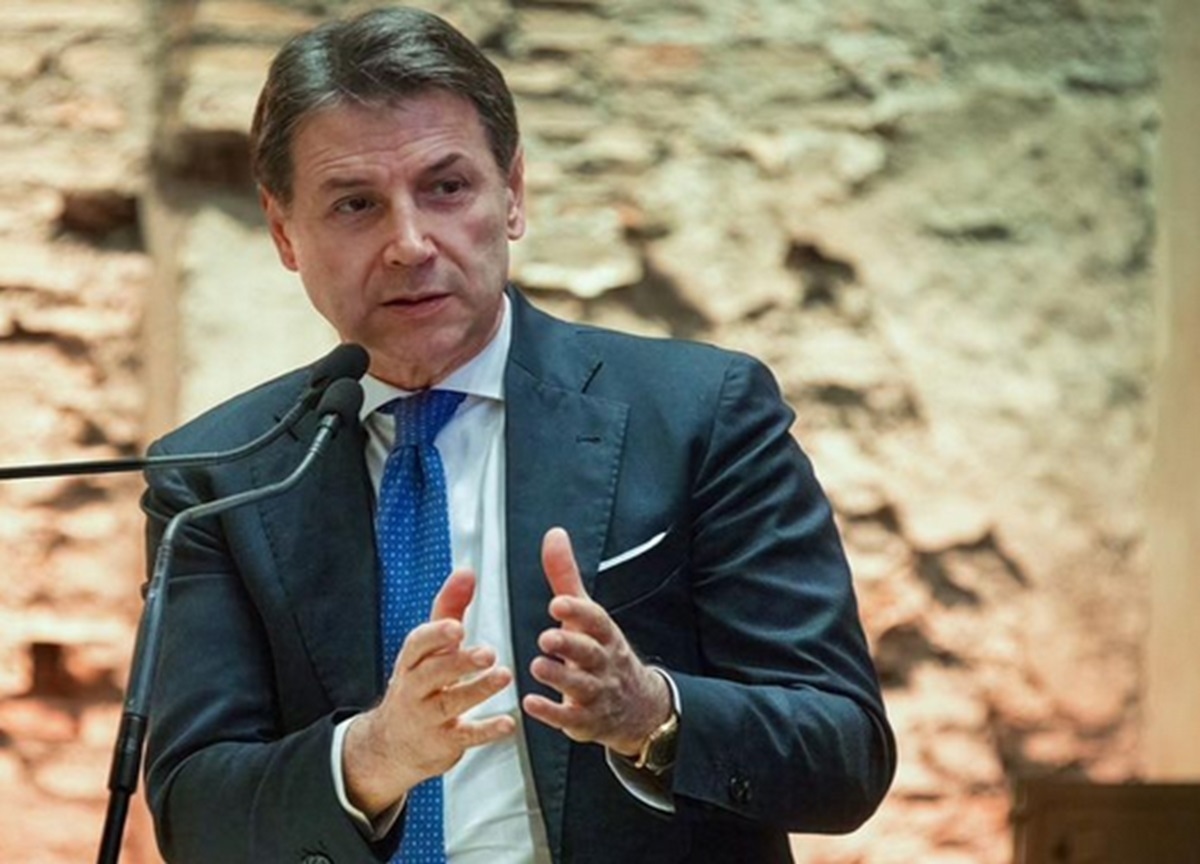 Im Fall Marche gibt die Fünf-Sterne-Bewegung Ricci nicht auf. Conte: „Es gibt keinen Grund, einen Rückzieher zu fordern.“
