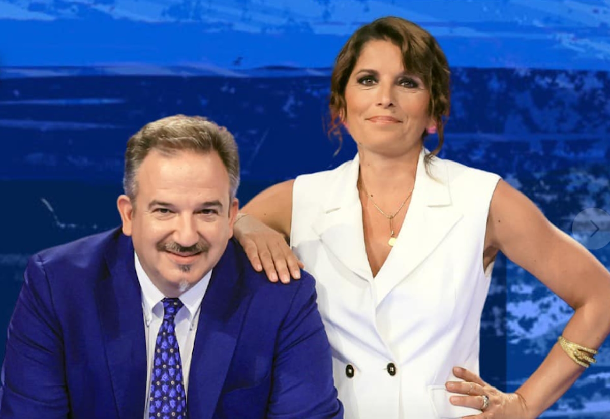 Audiences TV : Paperissima ralentit sans l'impulsion de la Coupe du Monde des Clubs. In Onda bat le duo Barra-Poletti.