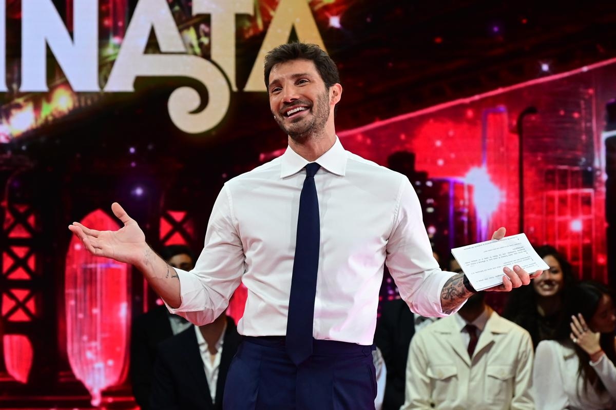 Stefano De Martino e relacionamentos atormentados, veja o que é a síndrome do "amor à vontade"