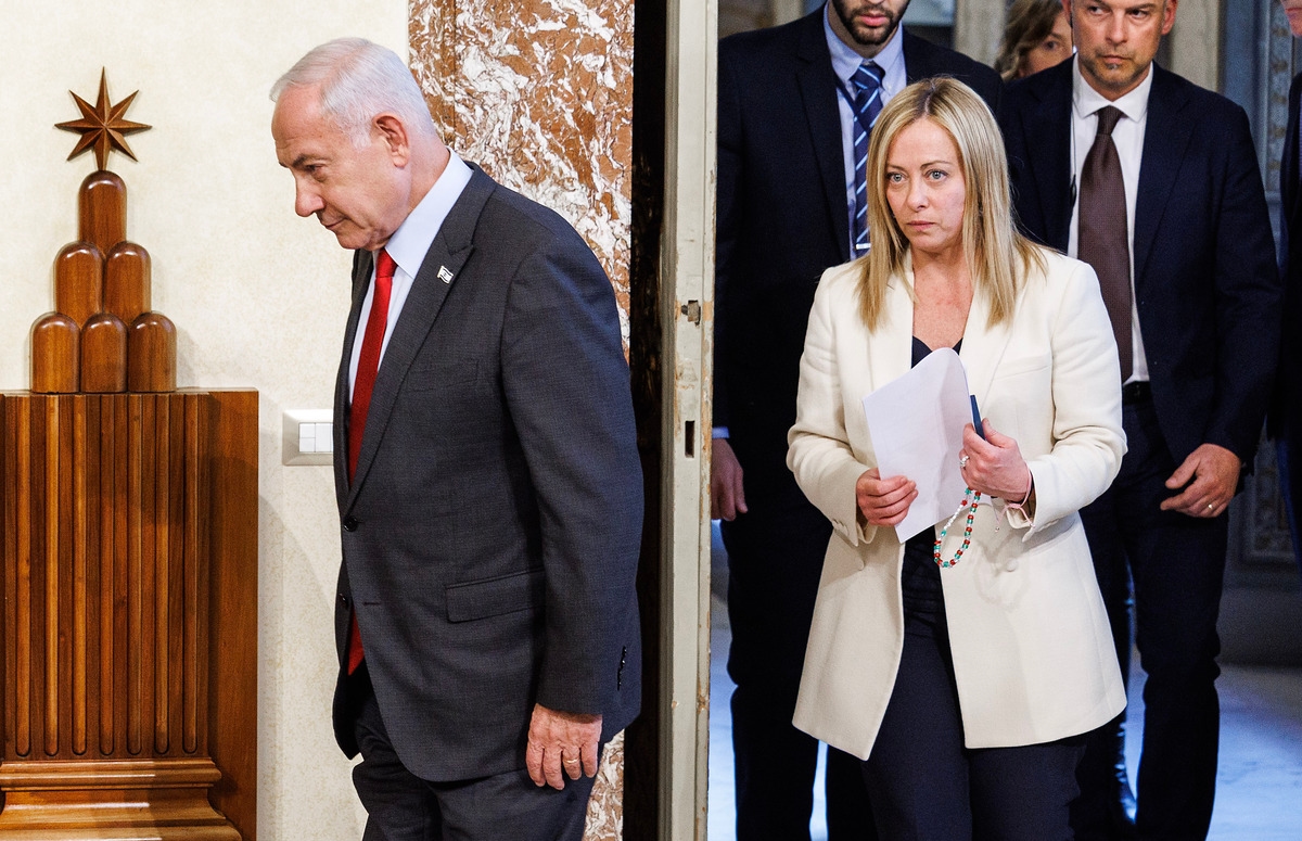 Meloni verurteilt Netanjahu scharf. Der Premierminister ist (in Übereinstimmung mit Tajani) weniger Trump-Anhänger, eher proeuropäisch und ein „Freund“ des Papstes.