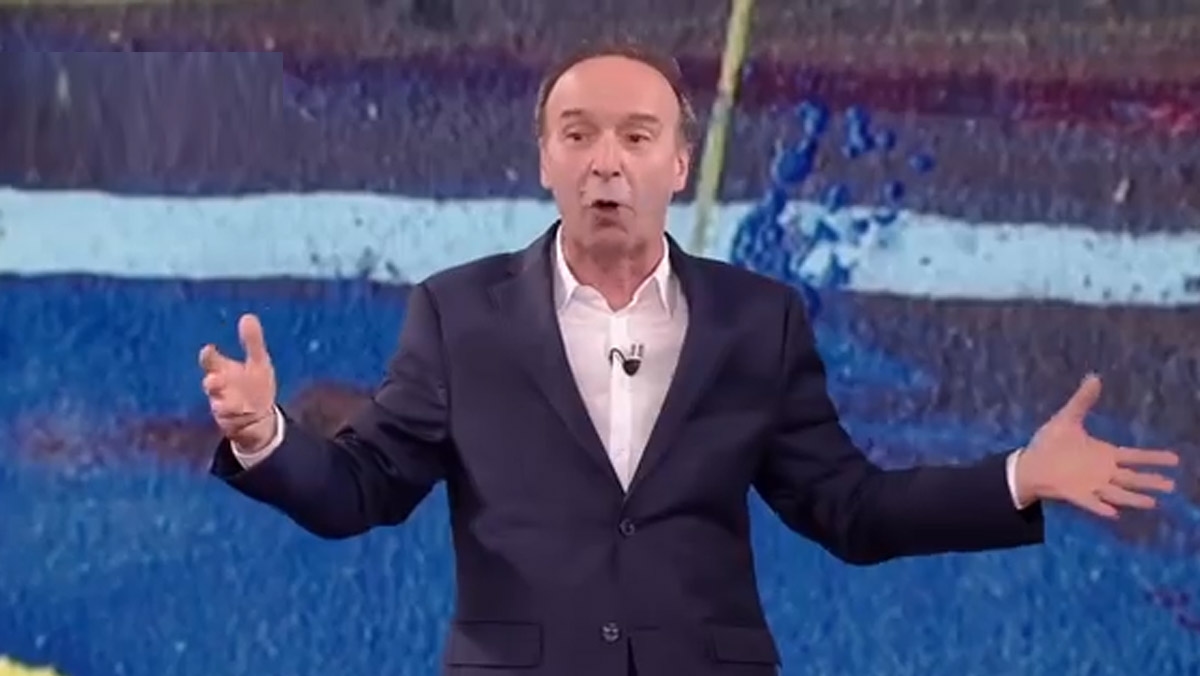 Benigni spiazza tutti a Che Tempo Che Fa: "Lei è uno dei miei quattro Papi preferiti"