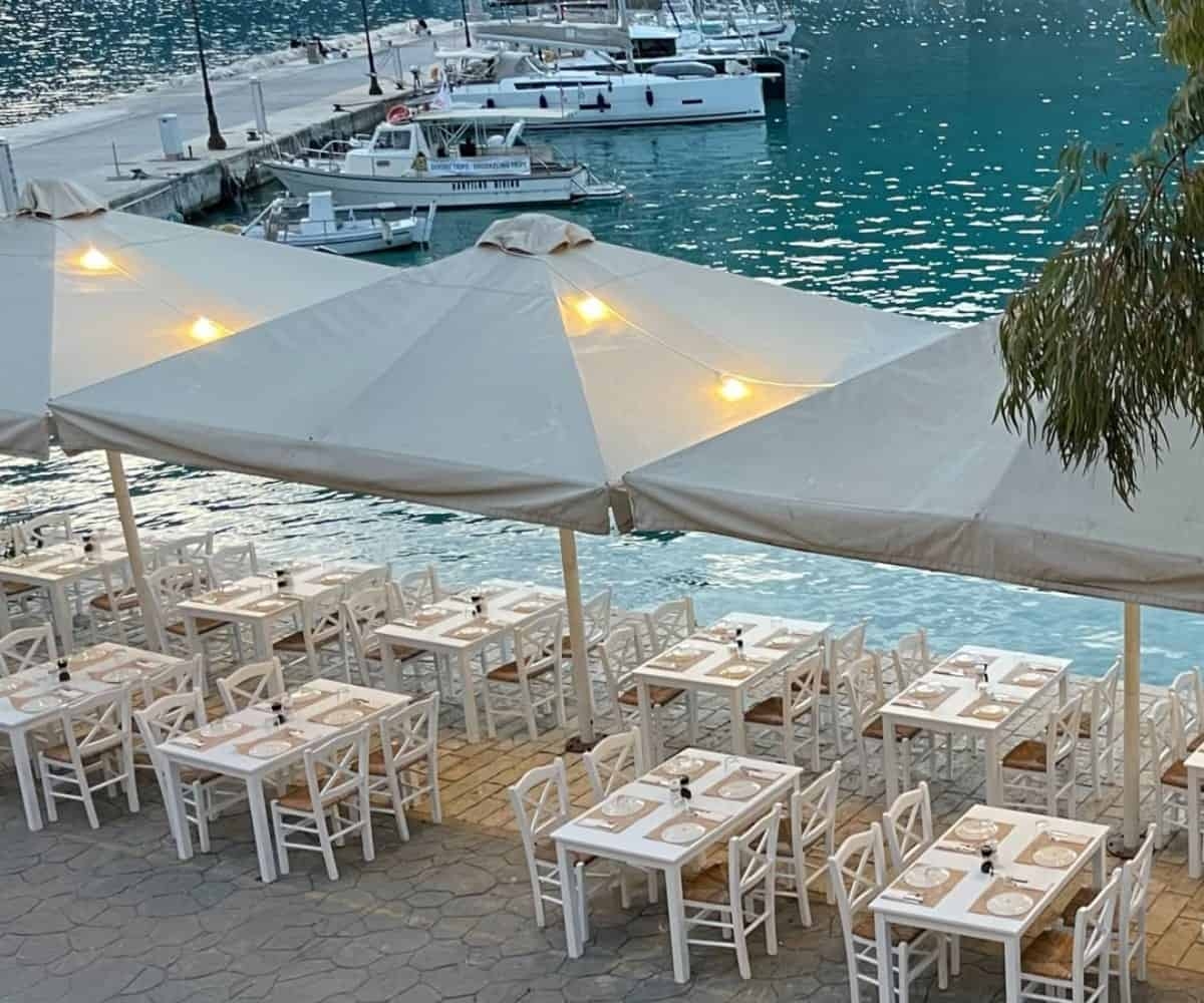 Bewertung: Lamda Casual Dining, Vasiliki, Lefkada