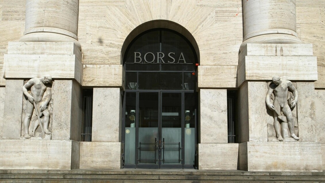 Börse: Mailand schwach mit Europa, Down Banks und Ferrari