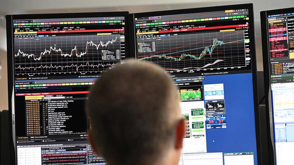 Спред BTP-Bund завершает неделю на уровне 104,8 пунктов