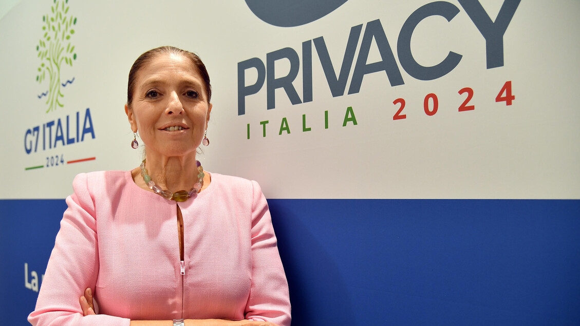 Garantidor de privacidade: 'Reporte-nos casos de sites sexistas.'