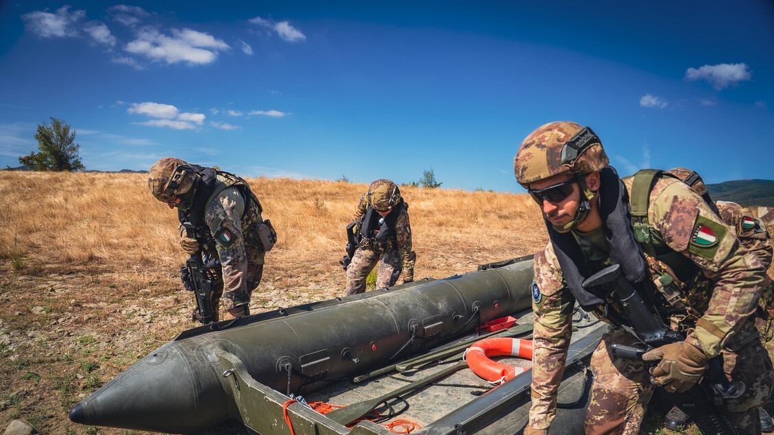 In Bulgaria i soldati simulano il fronte, test di difesa a Est