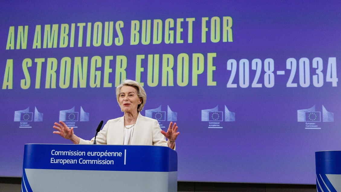 L'UE approuve un budget de deux mille milliards d'euros, mais celui-ci suscite la controverse. L'Allemagne le qualifie d'« inacceptable ».