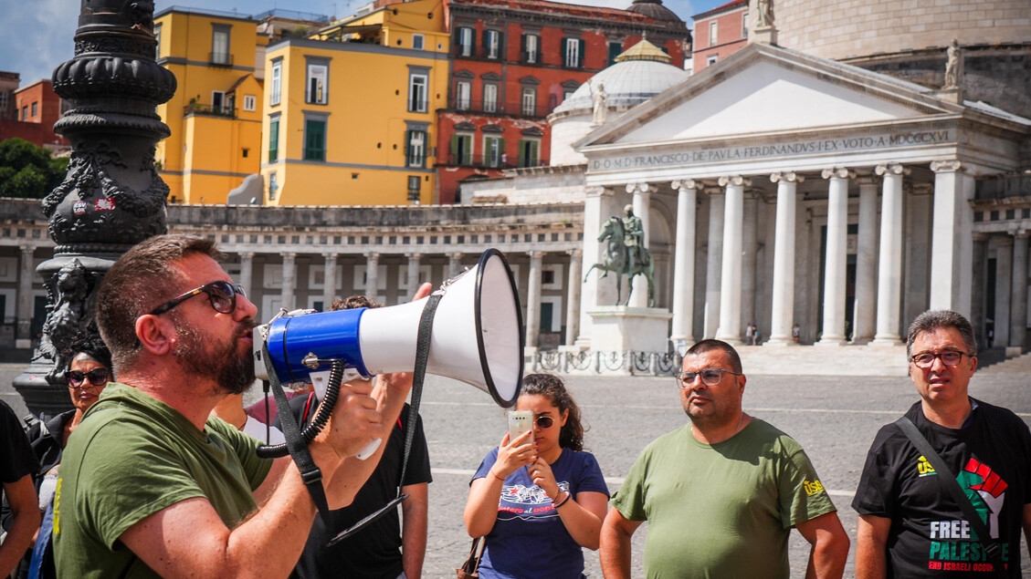 Sindicatos divididos, manobra em três locais distintos