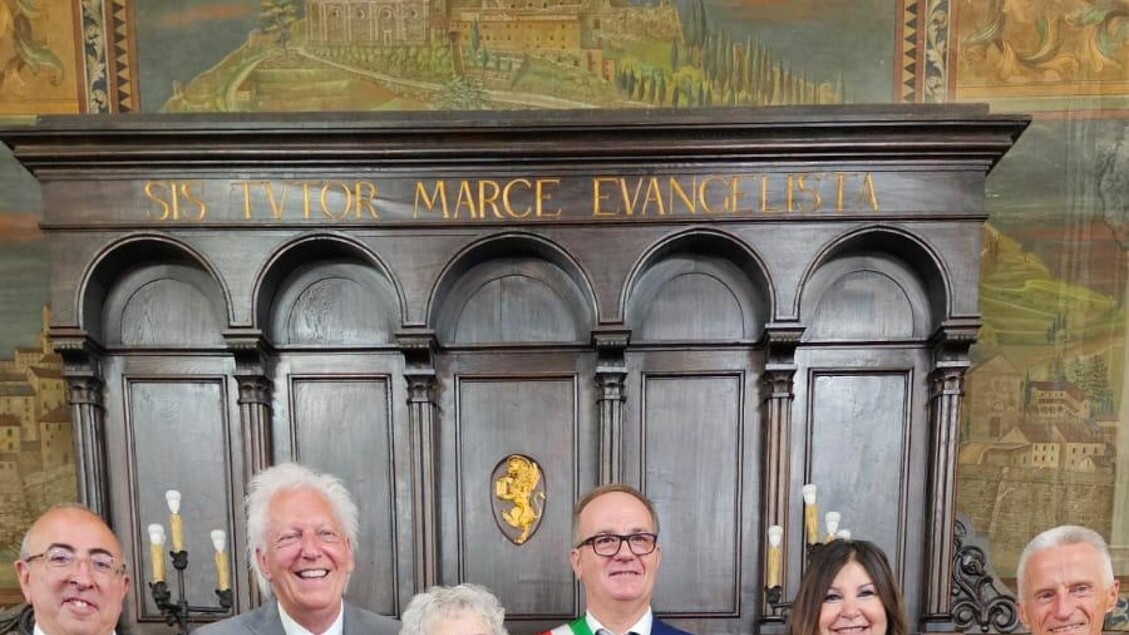Ereburgerschap voor schrijfster Frances Mayes in Cortona