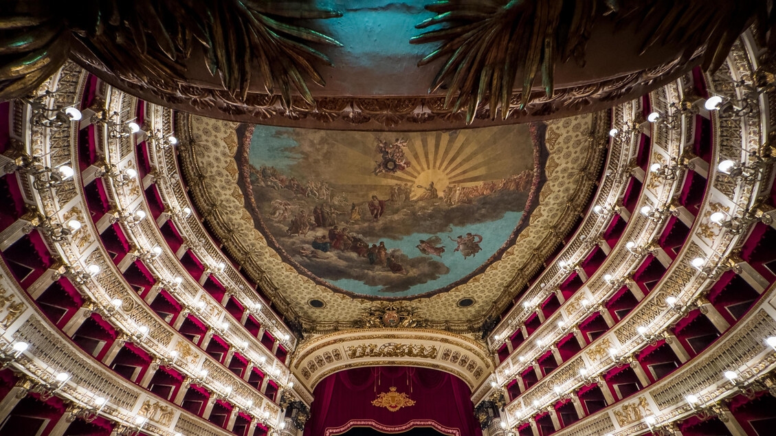 Teatro San Carlo, ein weiteres Tauziehen um den Superintendenten