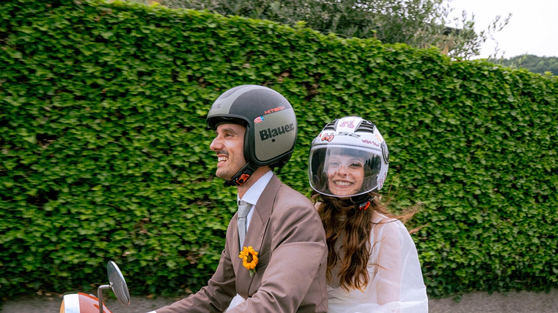 Francesca Michielin ha sposato Davide Spigarolo, poi giro in Vespa