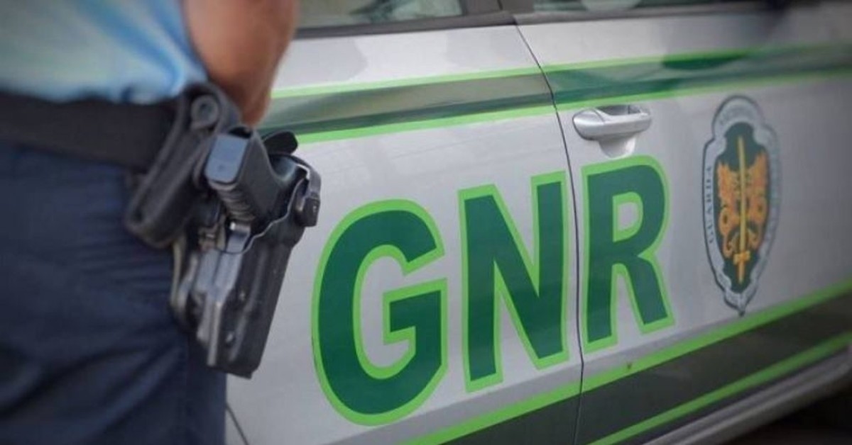 Il governo consegna 157 veicoli alla GNR e 51 alla PSP