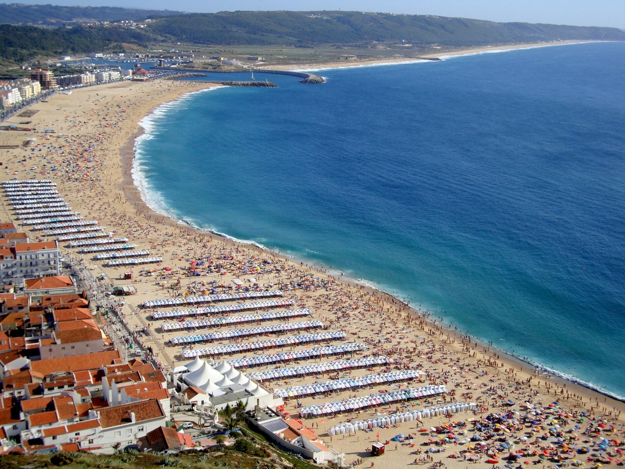 The number of bathers treated for contamination on Nazaré beach has increased to 116.