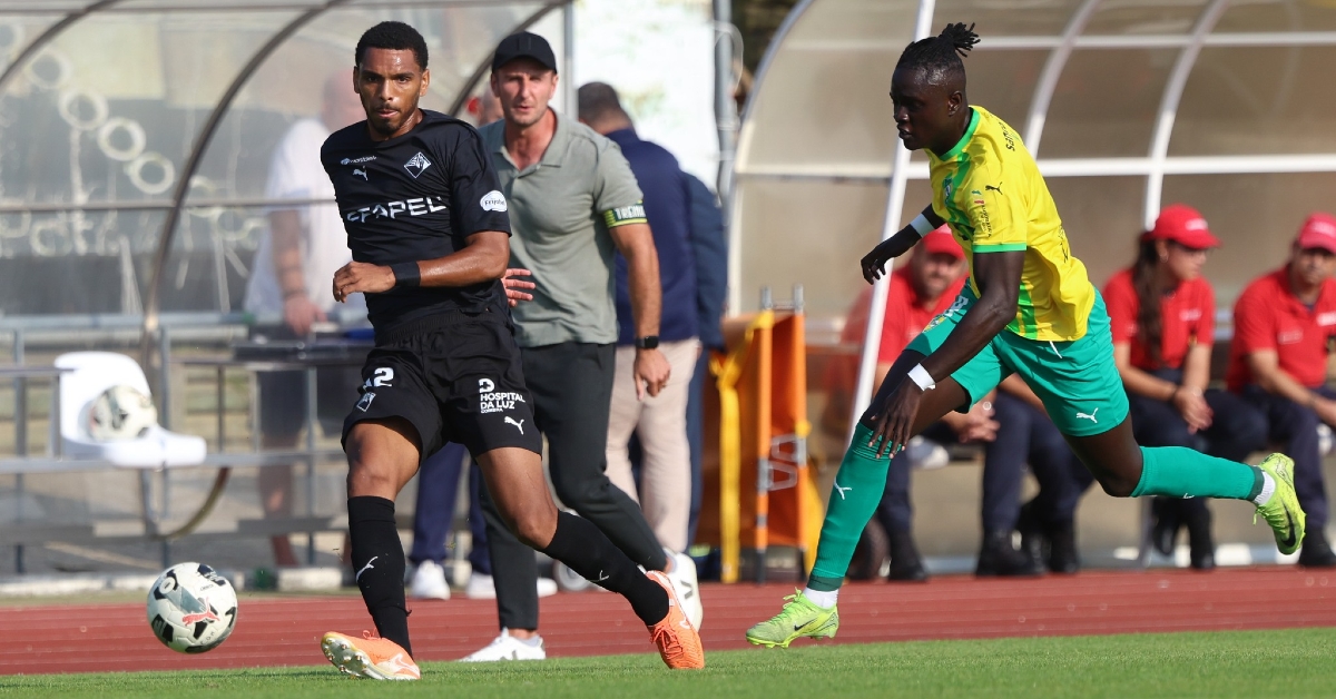 Académica verliest met de kleinste marge van Mafra in Liga 3