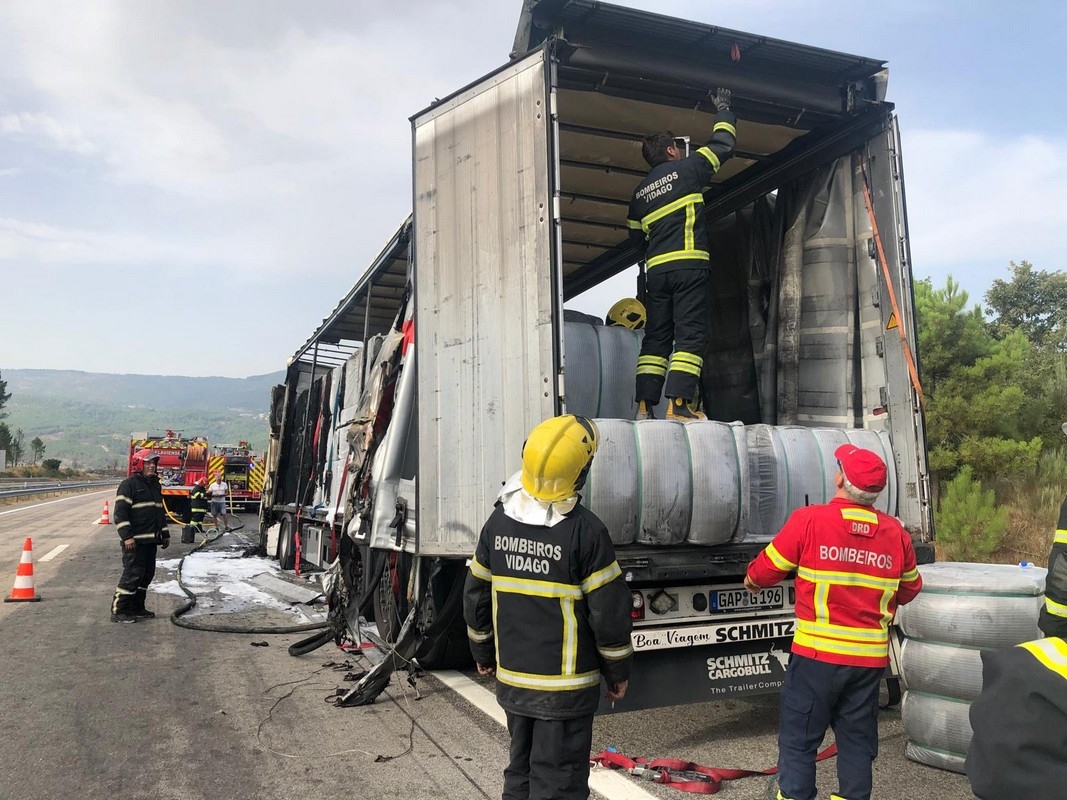 Truck fire affects traffic on the A24