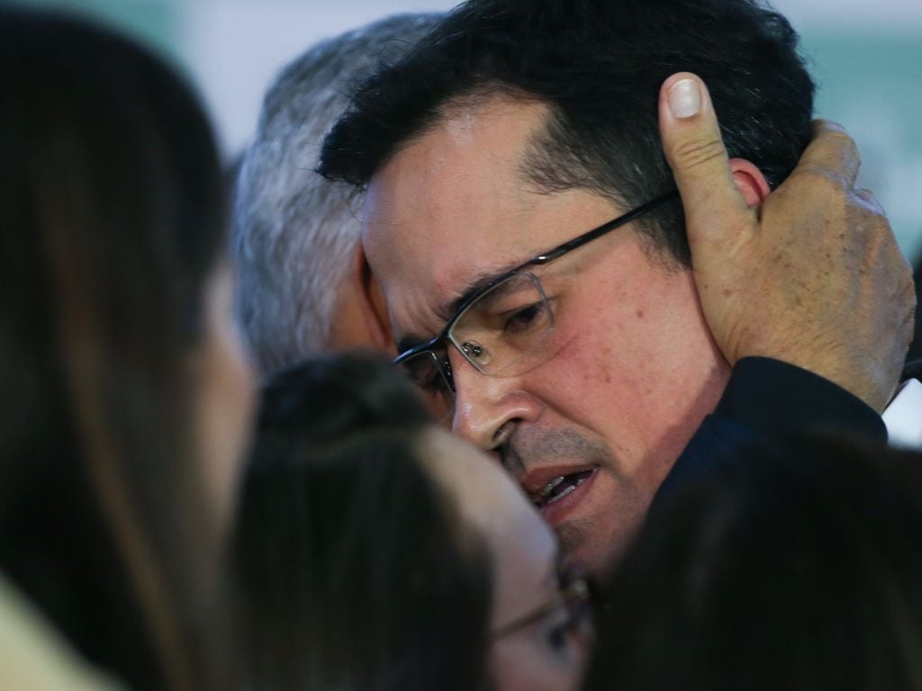 Dino aponta censura e cassa decisão do TRE-PR que derrubou post sobre inelegibilidade de Deltan