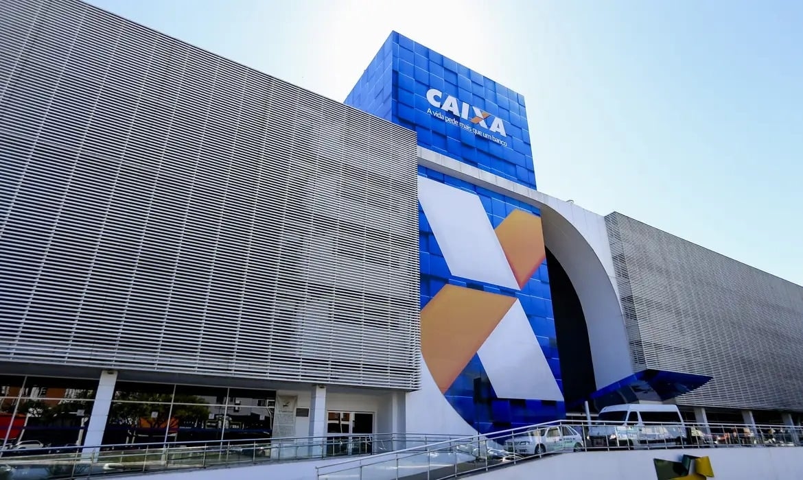 Caixa выпускает надбавку к зарплате для тех, кто родился в мае и июне