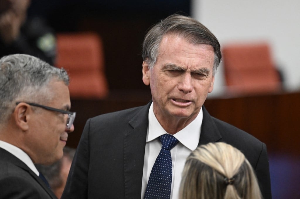 PF abre inquérito contra Bolsonaro por associar Lula à morte de LGBTs na Síria