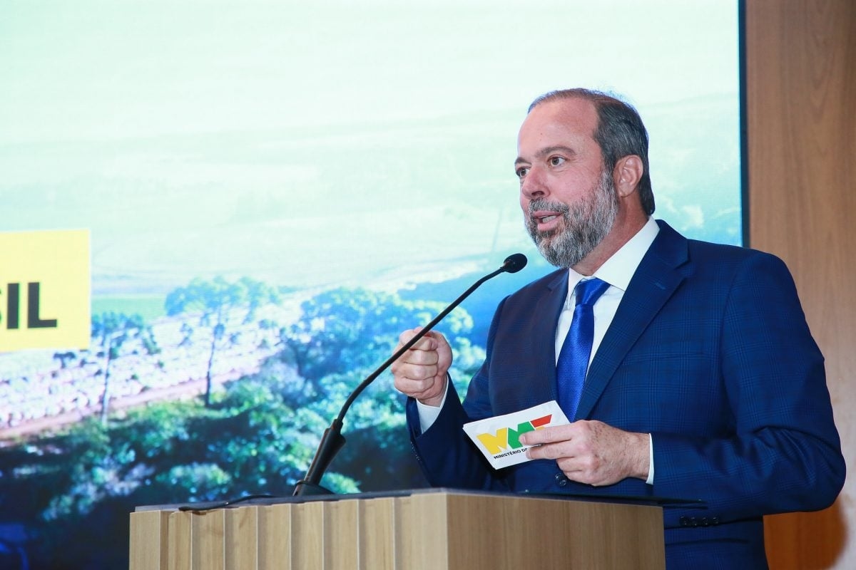 Gobierno estudia alianza con Bolivia para nueva central hidroeléctrica binacional