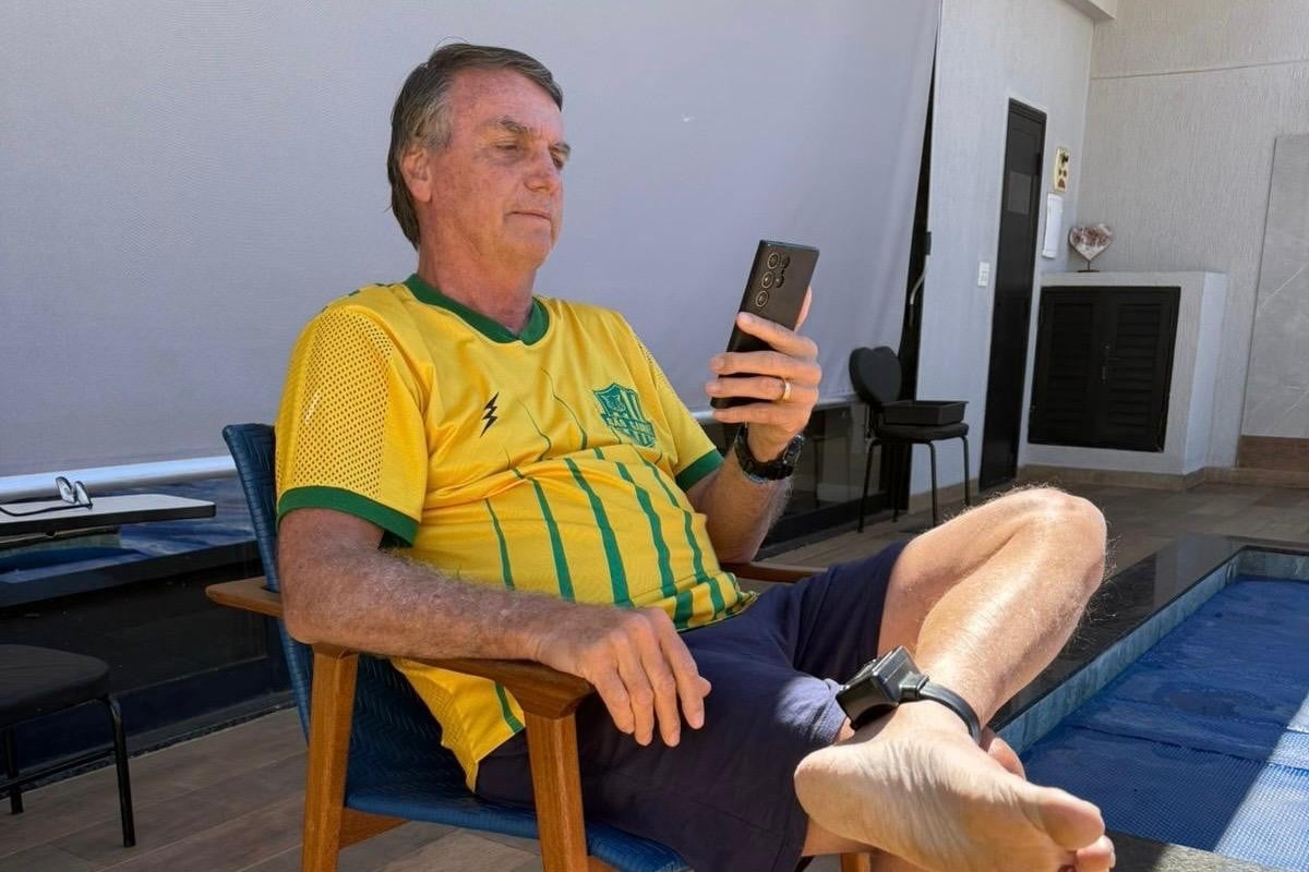 Gonet avalia que rompimento de tornozeleira de Bolsonaro é irrelevante após prisão