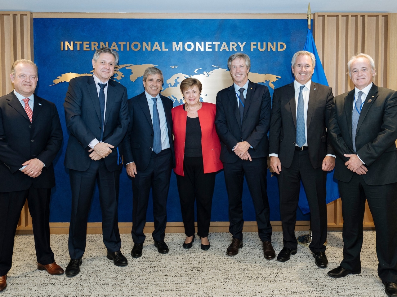 Le gouvernement se rend au G20 et une réunion avec le FMI est prévue pour débloquer 2,2 milliards de dollars.