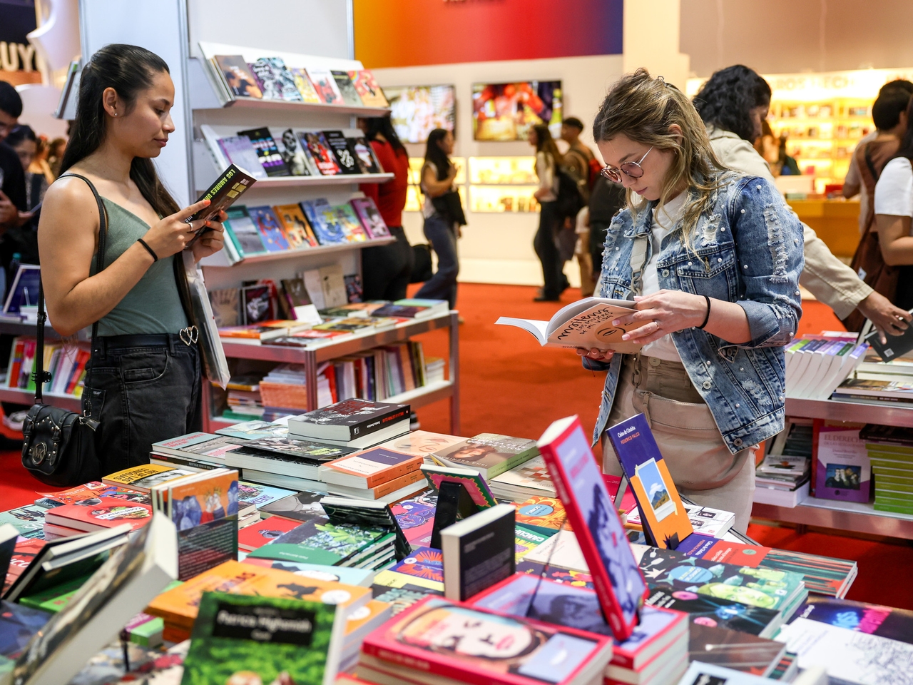 Feria del Libro 2025: los recomendados de hoy 9 de mayo
