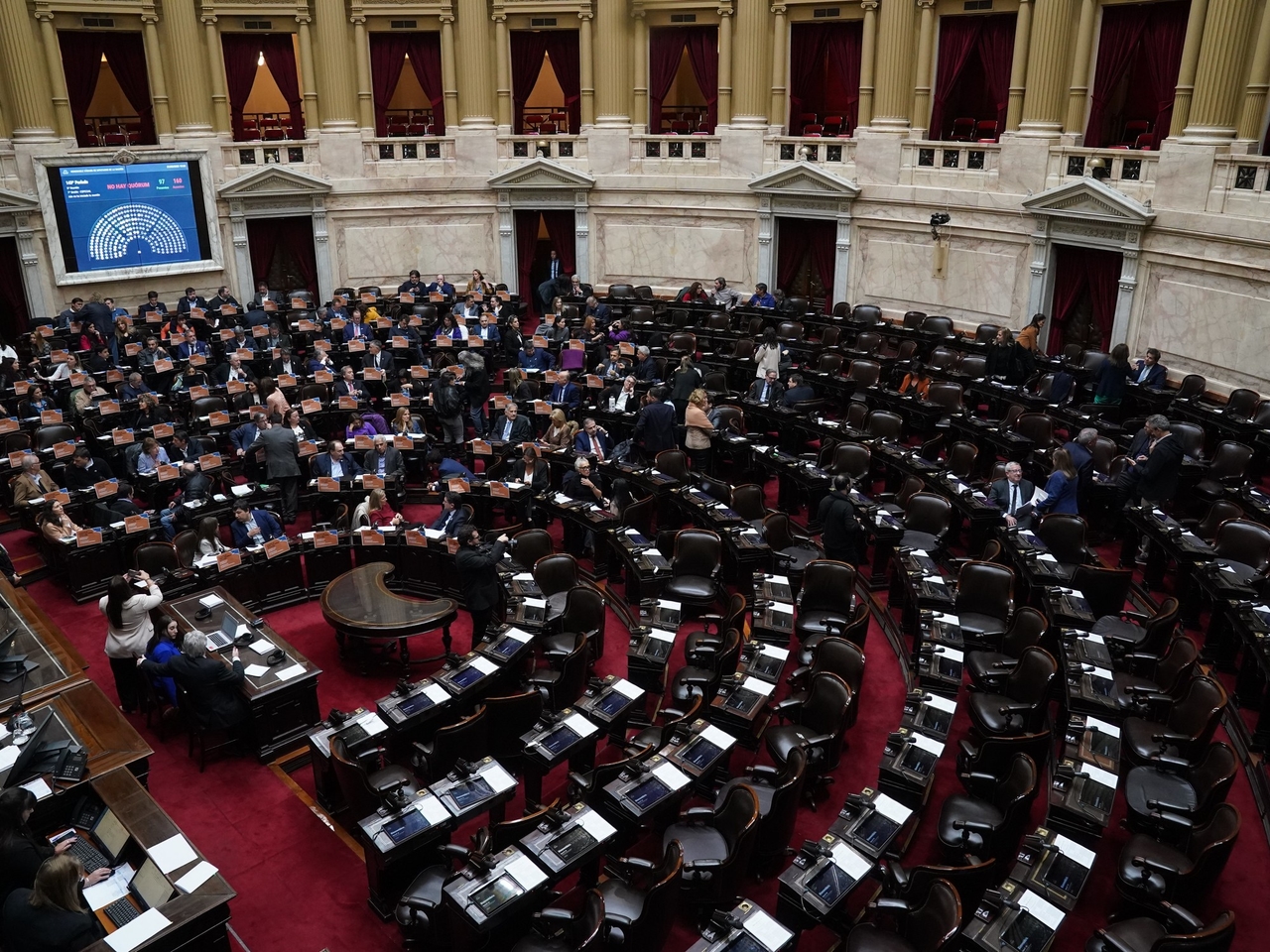 Bei den Wahlen versuchen die Gouverneure und die Regierung mit aller Härte, die Sitzung im Repräsentantenhaus zu blockieren.