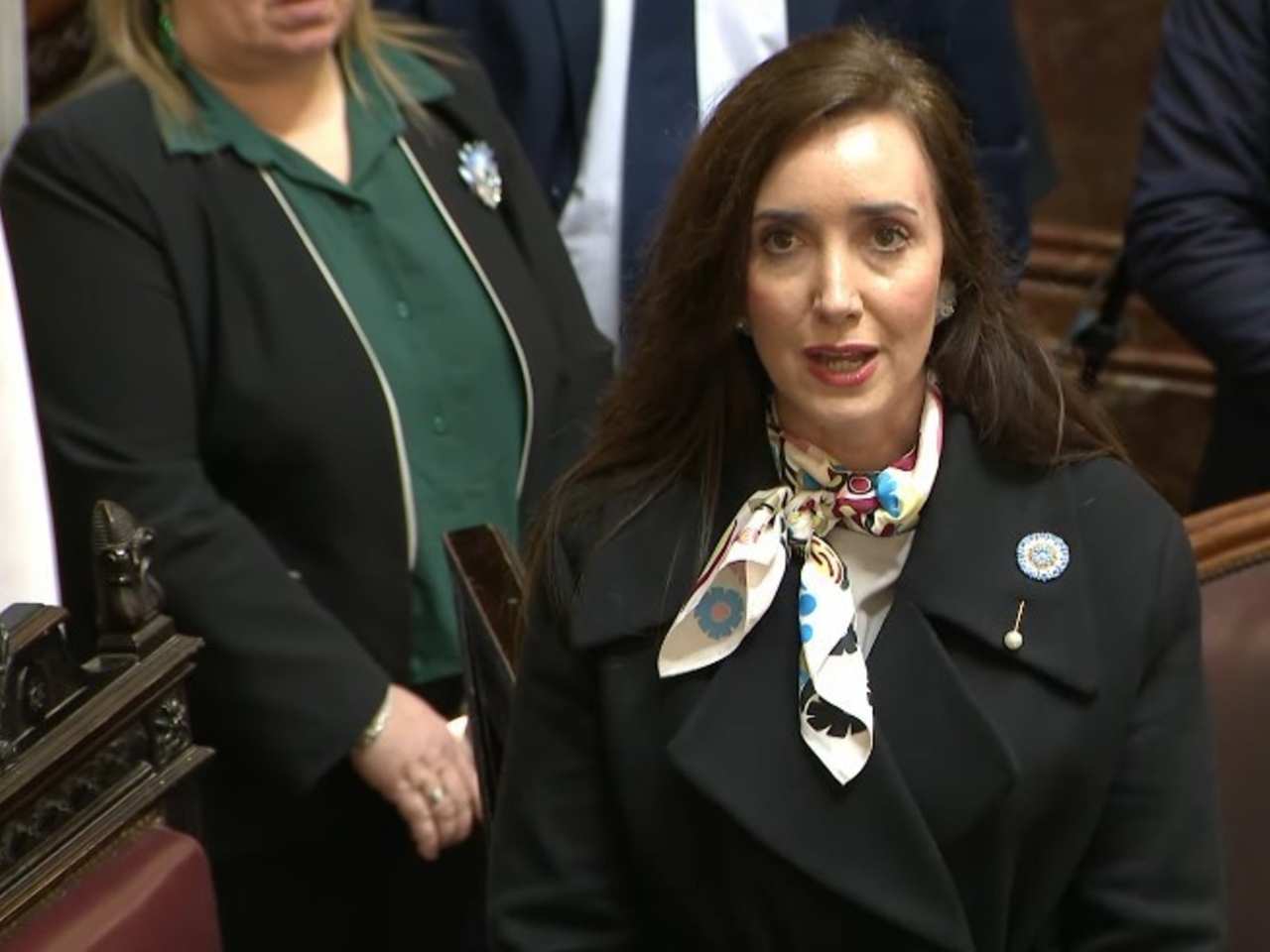 Victoria Villarruel podzieliła się w mediach społecznościowych własnym cytatem, przekazując wiadomość stażystce Milei: „Niczego się nie boję”.