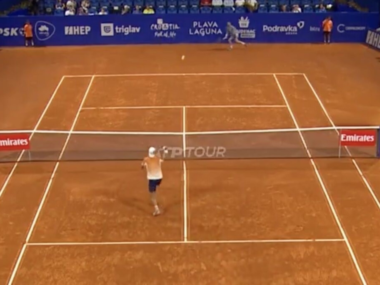 Il ridicolo match point di un incontro dell'ATP 250 di Umago, finito tra imbarazzo e polemiche: "Non mi piacciono queste cose".