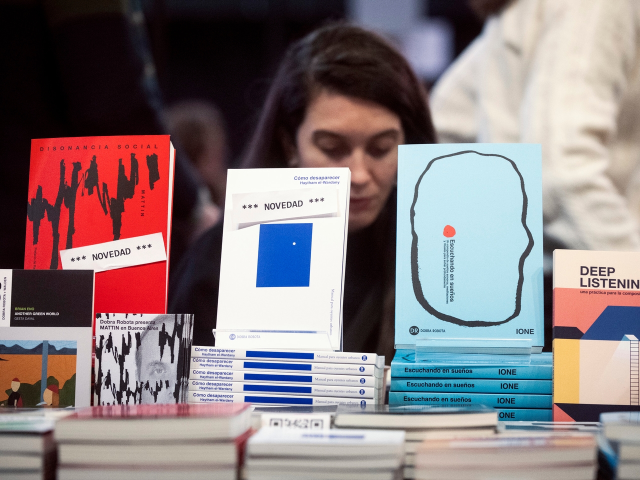 Editors‘ Fair: Eine Karte, um 10 literarische Juwelen auf der FED 2025 zu finden, die heute beginnt.
