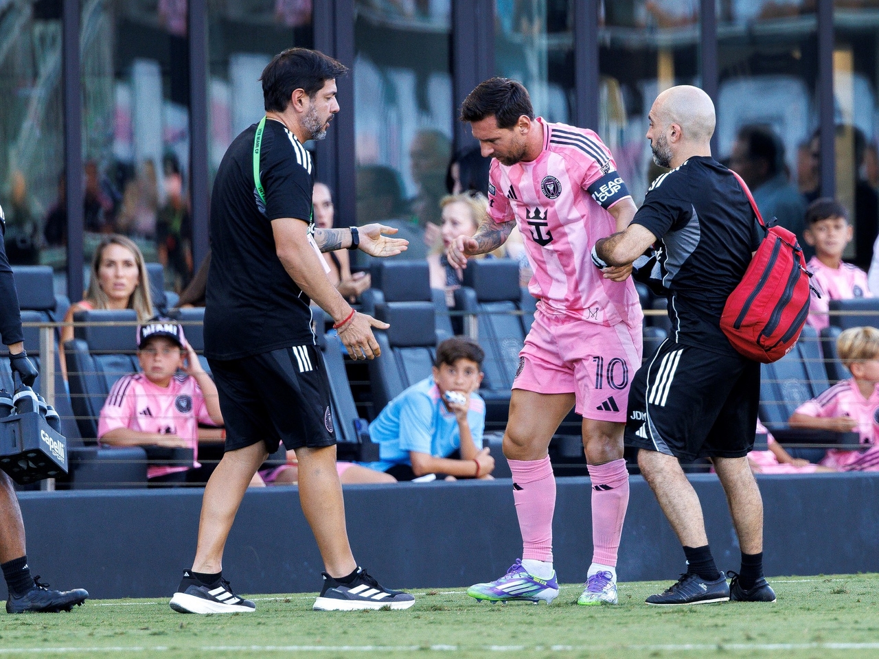 Inter Miami lost Messi to injury from the start, but weathered the storm and beat Gago's Necaxa on penalties in the Leagues Cup.
